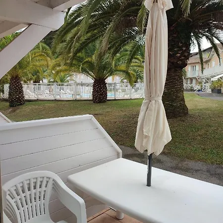 Petit Oasis Avec Piscine Apartment Anglet